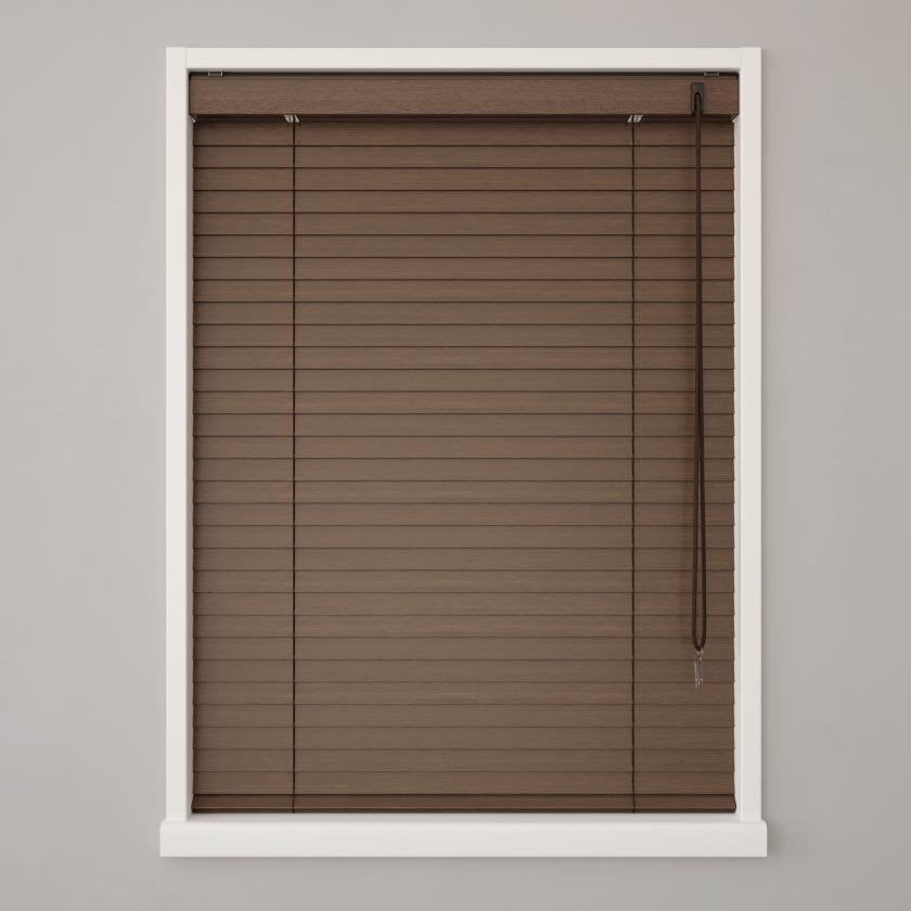 羽根幅35mmの格安ウッドブラインドの全体の見た目です。