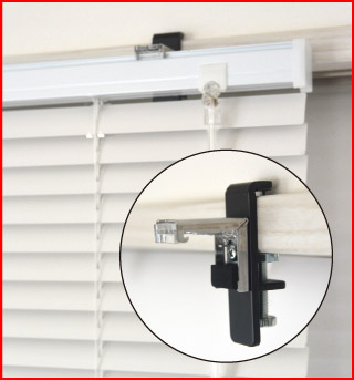 窓枠専用取付金具を使った、窓枠・木枠へのアルミブラインド採寸方法